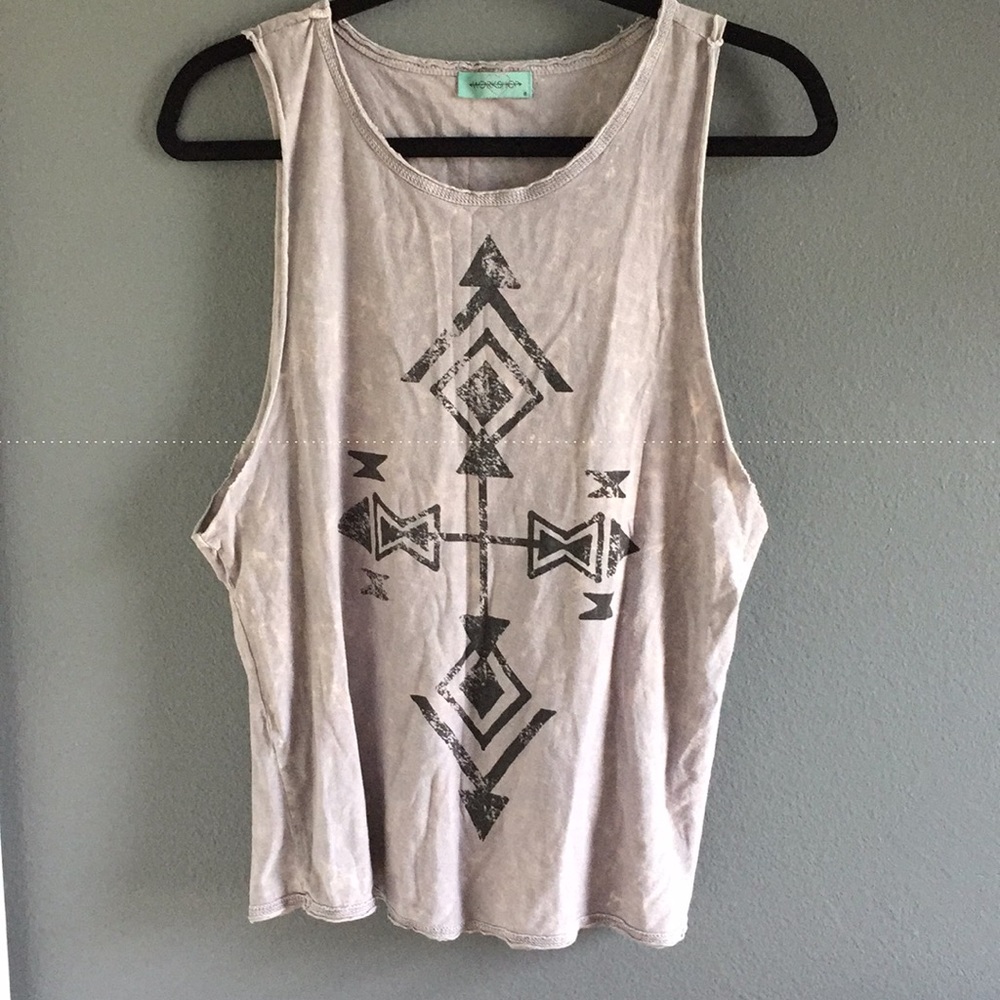 workshop muscle tee